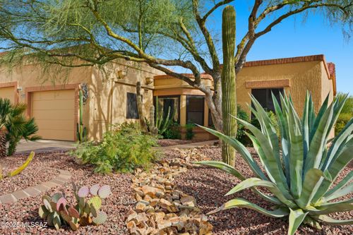 14014 N Green Tree Drive, Oro Valley, AZ, 85755 | Card Image
