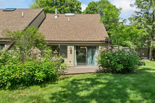 9-6 Loon Valley Rd, Lincoln, NH, 03251 | Card Image