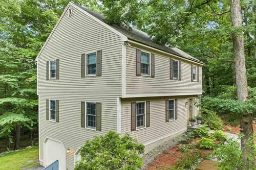 91 Deacon Ln, Hollis, NH, 03049-6321 | Card Image