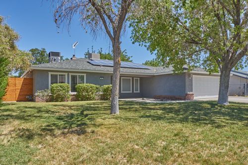 524 W Coral Ave, Ridgecrest, CA, 93555-5212 | Card Image