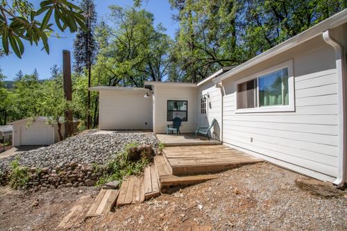 19692 Shasta Dr, Lakehead, CA, 96051-9672 | Card Image