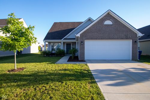 11832 Zander Drive, Indianapolis, IN, 46235 | Card Image