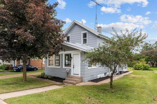 227 S Main Street, CLINTONVILLE, WI, 54929 | Card Image