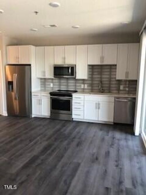 209-414 S White Street, Wake Forest, NC, 27587 | Card Image