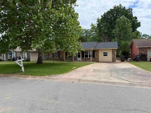 103 Briarfield Cv, Jacksonville, AR, 72076-6318 | Card Image