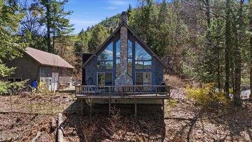 2082 S Shore Rd, Hadley, NY, 12835-3522 | Card Image