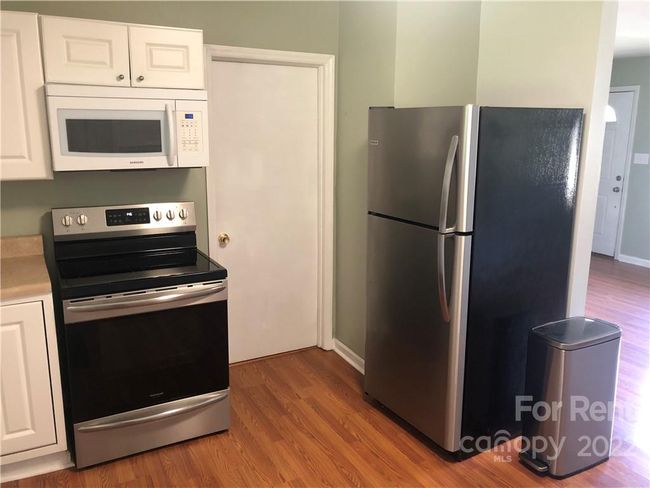 1043 Green Circle Dr, Home with 3 bedrooms, 1 bathrooms and null parking in Gastonia NC | Image 8