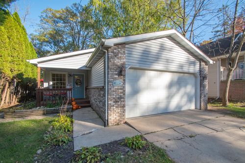 4104 Sumac Road, Valparaiso, IN, 46383 | Card Image