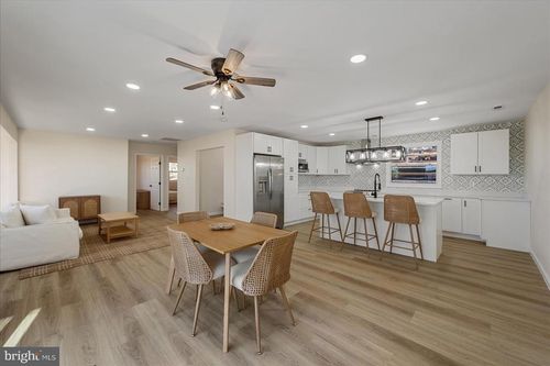 440 Redbud Ln, BLUEMONT, VA, 20135-4404 | Card Image