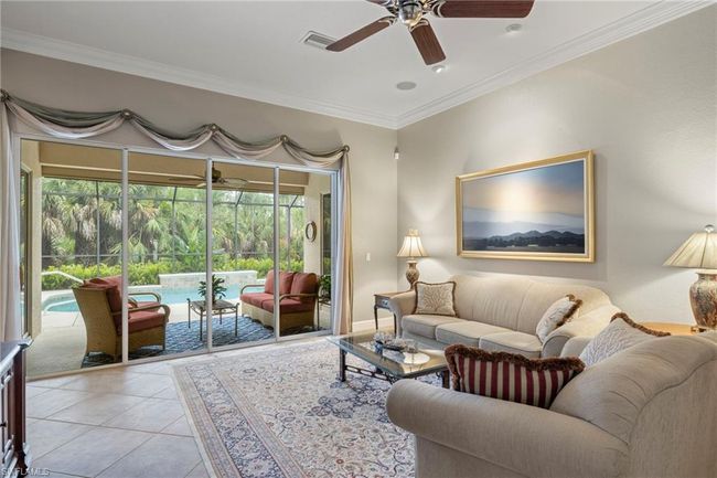 16144 Parque Ln, House other with 3 bedrooms, 2 bathrooms and 2 parking in NAPLES FL | Image 5