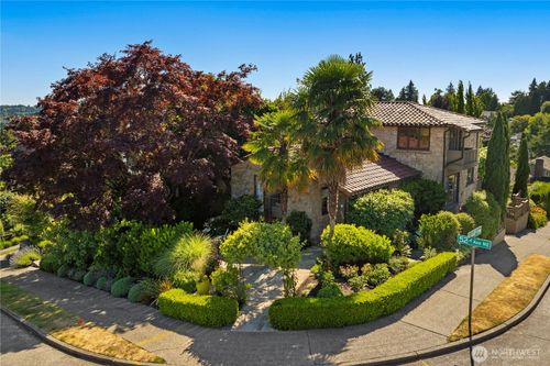 4315 52nd Avenue Ne, Seattle, WA, 98105 | Card Image