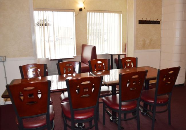 Table Seating View!!! | Image 9