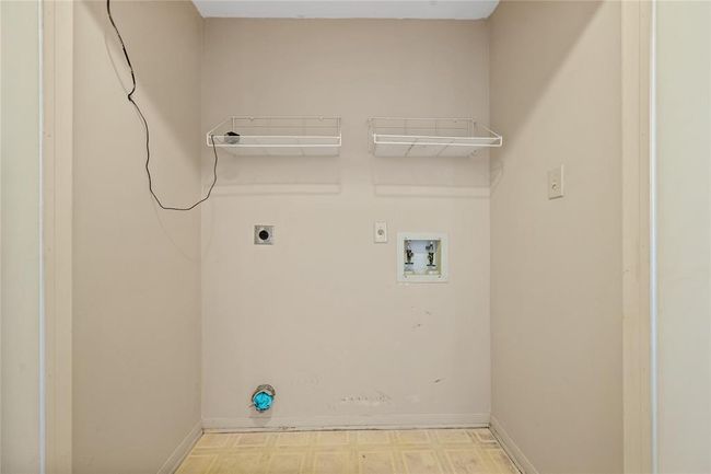 Utility Room | Image 17