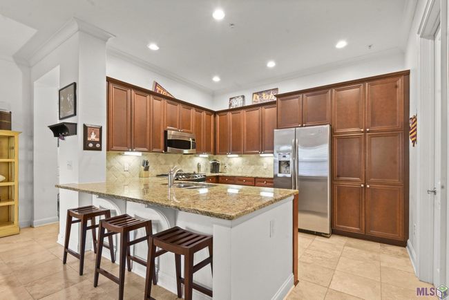APT-201 - 998 Stanford Ave, Condo with 2 bedrooms, 2 bathrooms and 2 parking in Baton Rouge LA | Image 6