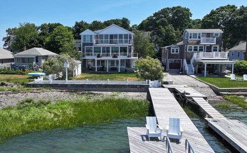 9 Beach Rd, Hingham, MA, 02043-1129 | Card Image