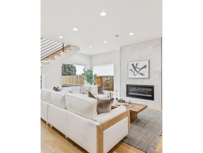 2040 W 45 Th Ave, House other with 3 bedrooms, 4 bathrooms and null parking in Denver CO | Image 11