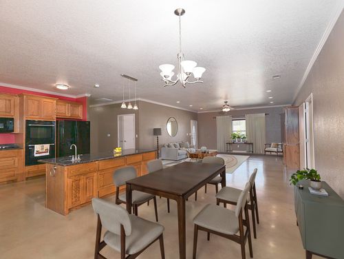 1623 W College St, Jacksboro, TX, 76458-2034 | Card Image