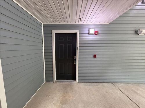3102 Fairington Village Dr, Lithonia, GA, 30038-1364 | Card Image