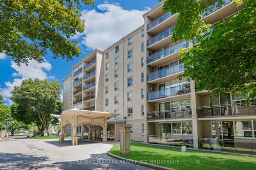 601-6390 Huggins St, Niagara Falls, ON, L2J1H1 | Card Image