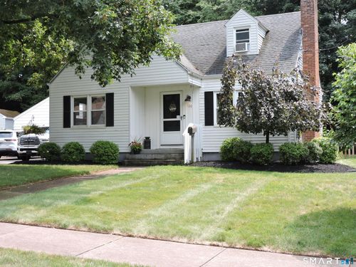 120 Bolton St, Manchester, CT, 06042-2908 | Card Image