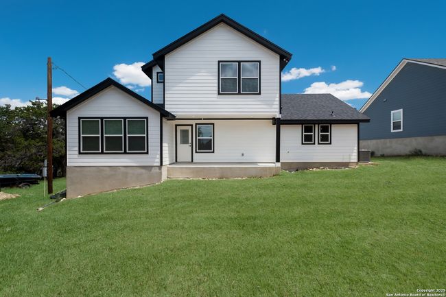 virtually staged green grass | Image 25