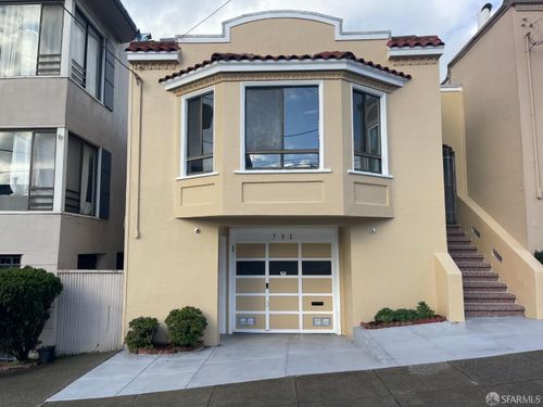 731 43rd Ave, San Francisco, CA, 94121-3301 | Card Image