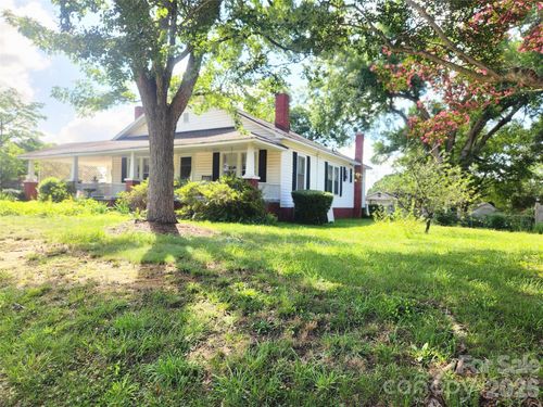 29 Brookwood Avenue Nw, Concord, NC, 28025 | Card Image