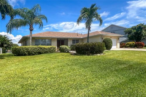 5207 88th St W, BRADENTON, FL, 34210-2338 | Card Image