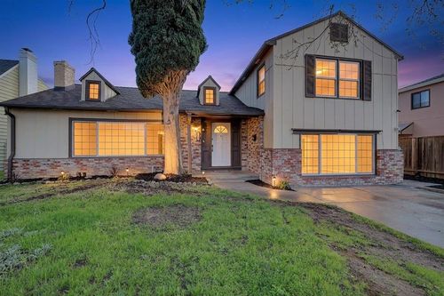 2135 Greely Dr, Marysville, CA, 95901-3837 | Card Image