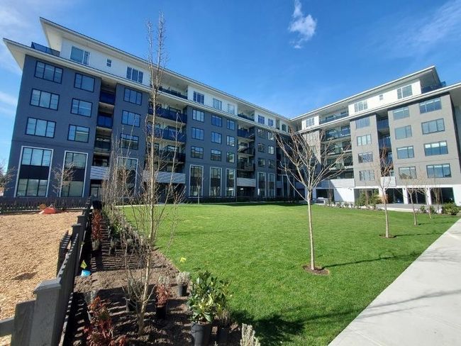 313 - 15825 85 Ave, Condo with 3 bedrooms, 2 bathrooms and 1 parking in Surrey BC | Image 14