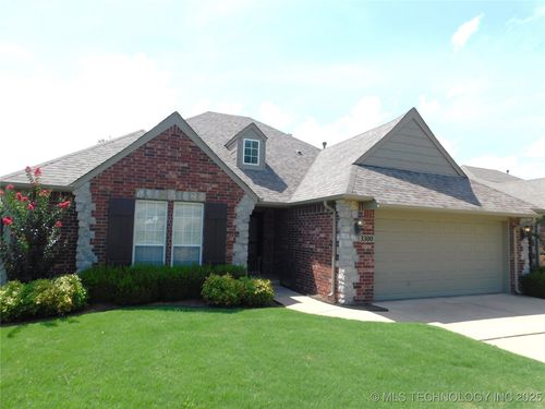 3300 N Gum Pl, Broken Arrow, OK, 74012-8452 | Card Image