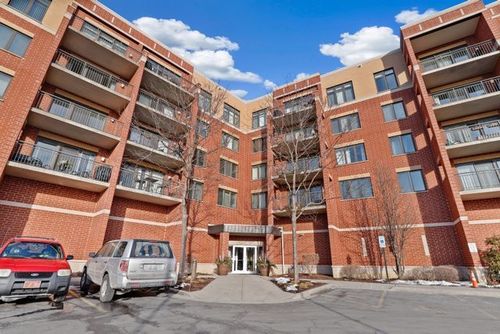 214-225 Main St, Roselle, IL, 60172-2035 | Card Image
