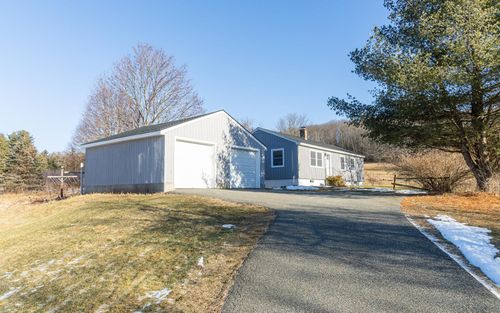 656 Tyler Hill Rd, Vernon, VT, 05354-9694 | Card Image