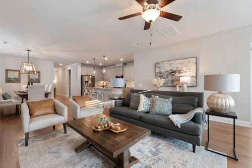 250 Tanglewood Ln, Hendersonville, TN, 37075-1478 | Card Image