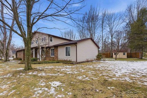 2308 Longfellow Ln, Midland, MI, 48640-2419 | Card Image
