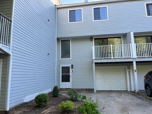 155-155 Peddlars Dr, Branford, CT, 06405-5824 | Card Image