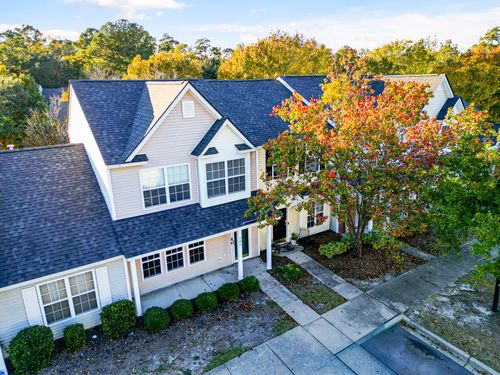 304 Elm Hall Cir, Summerville, SC, 29483-8676 | Card Image