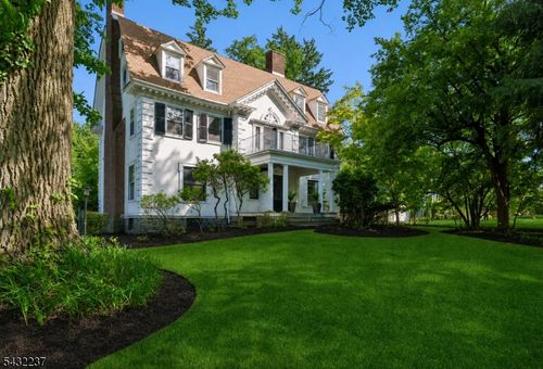 500 Berkeley Ave, Orange, NJ, 07050-2115 | Card Image