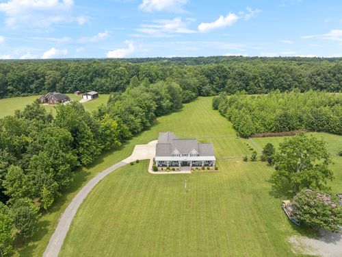 6322 Jim Cummings Hwy, Bradyville, TN, 37026-5017 | Card Image