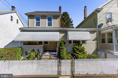 731 N James St, Hazleton, PA, 18201-2850 | Card Image