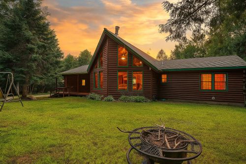 24 Stone House Court, Whitefield, ME, 04353 | Card Image