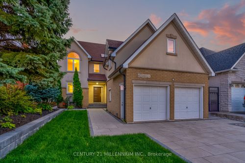 5230 Creditview Rd, Mississauga, ON, L5M5N5 | Card Image