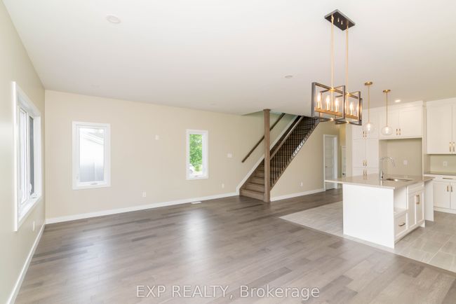 291 Hazel Cres, House attached with 3 bedrooms, 3 bathrooms and 1 parking in Limoges ON | Image 11