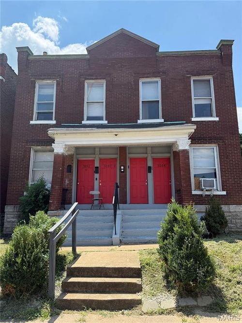 3152 Winnebago St, Saint Louis, MO, 63118-3614 | Card Image