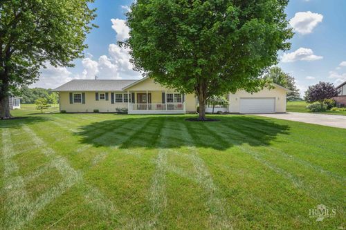 475 Gillcrest Dr, Albany, IN, 47320-1362 | Card Image