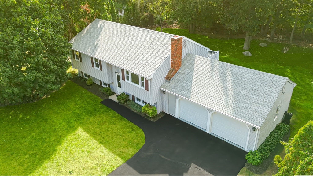 Pollis Pl, North Attleboro, MA 02760