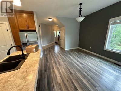 111323 91 St, Home with 3 bedrooms, 2 bathrooms and 4 parking in Peace River AB | Image 2