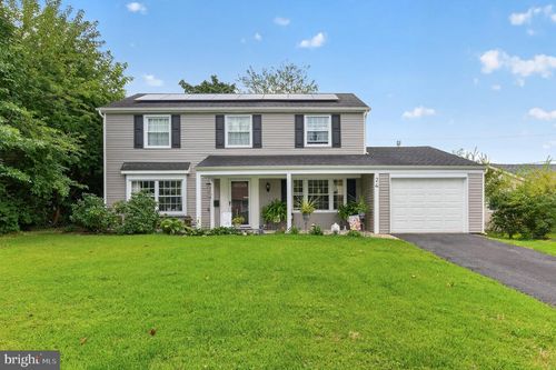 24 Peachfield Ln, Willingboro, NJ, 08046-2617 | Card Image