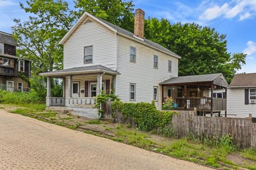 213 Blakely St, East Liverpool, OH, 43920-3207 | Card Image