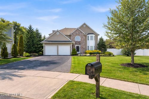 69 Fortune Ct, Toms River, NJ, 08755-1491 | Card Image